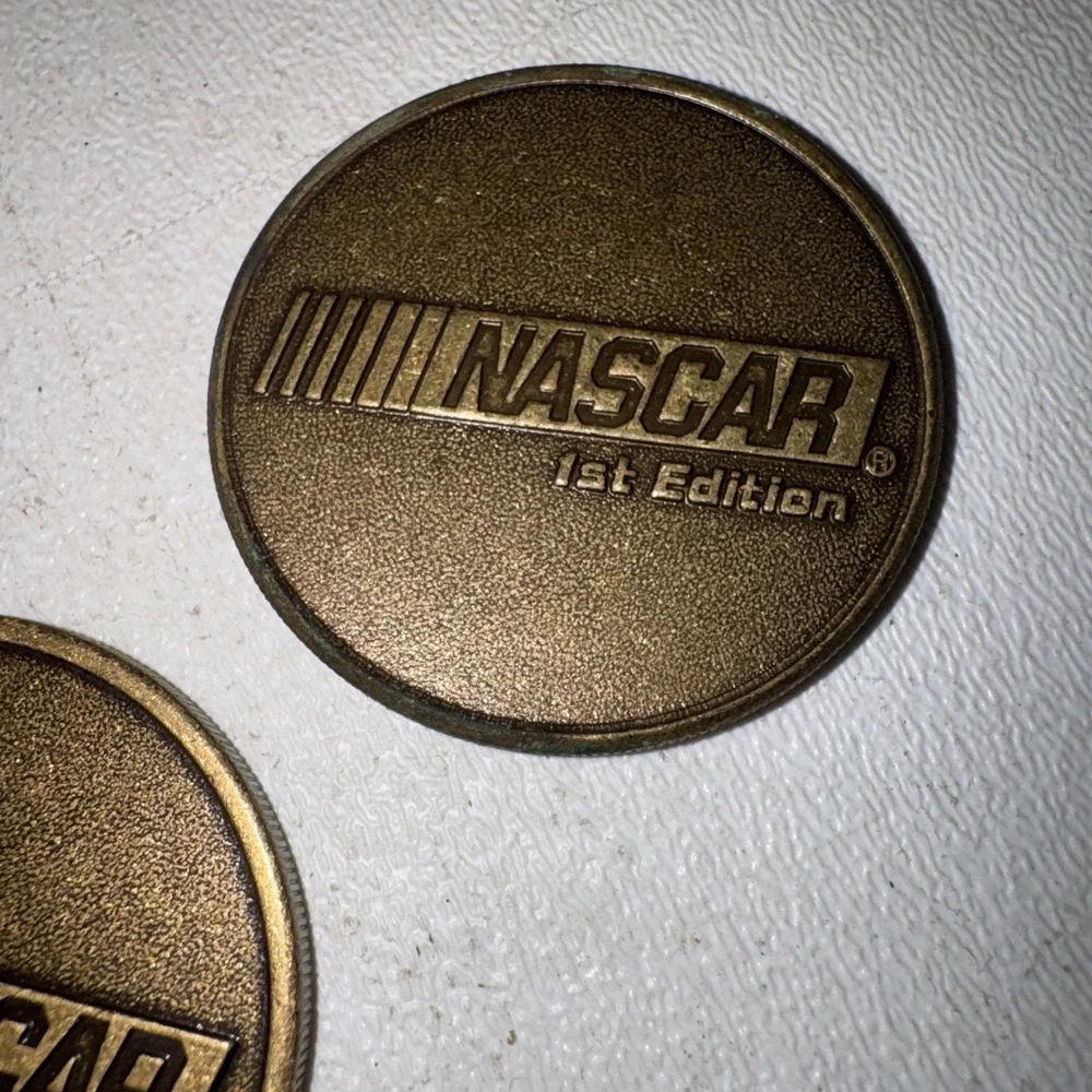 Nascar Collector Series 1st Edition PURSUIT Challenge Coin And Thrills